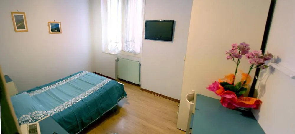 Albergo Savoia أوسبيداليتي إيطاليا